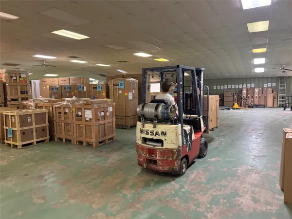 a view of an empty room with entrance