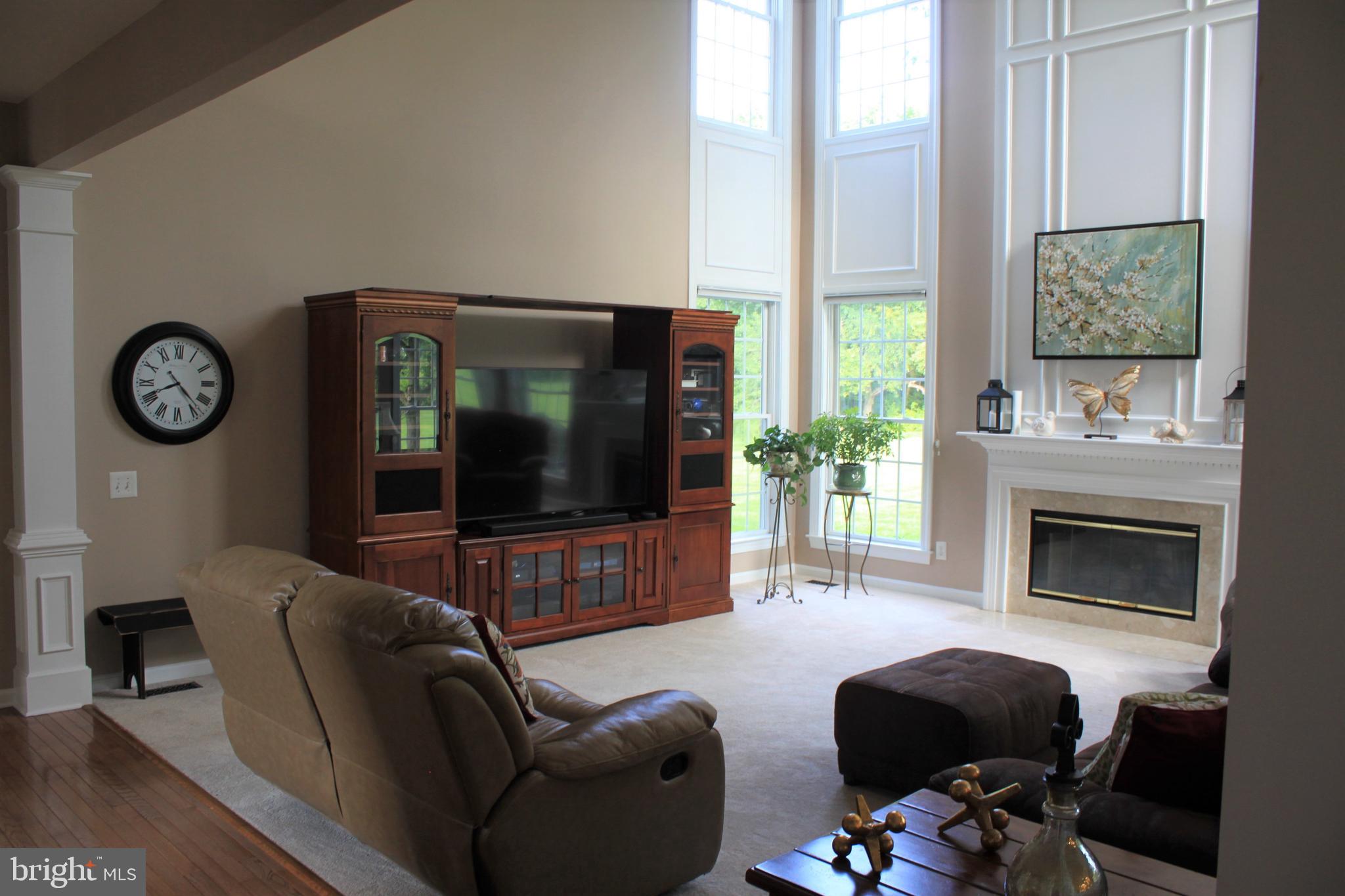 118 Clover Road Ivyland, PA 18974 - Photo 18 of 53 Family Room
