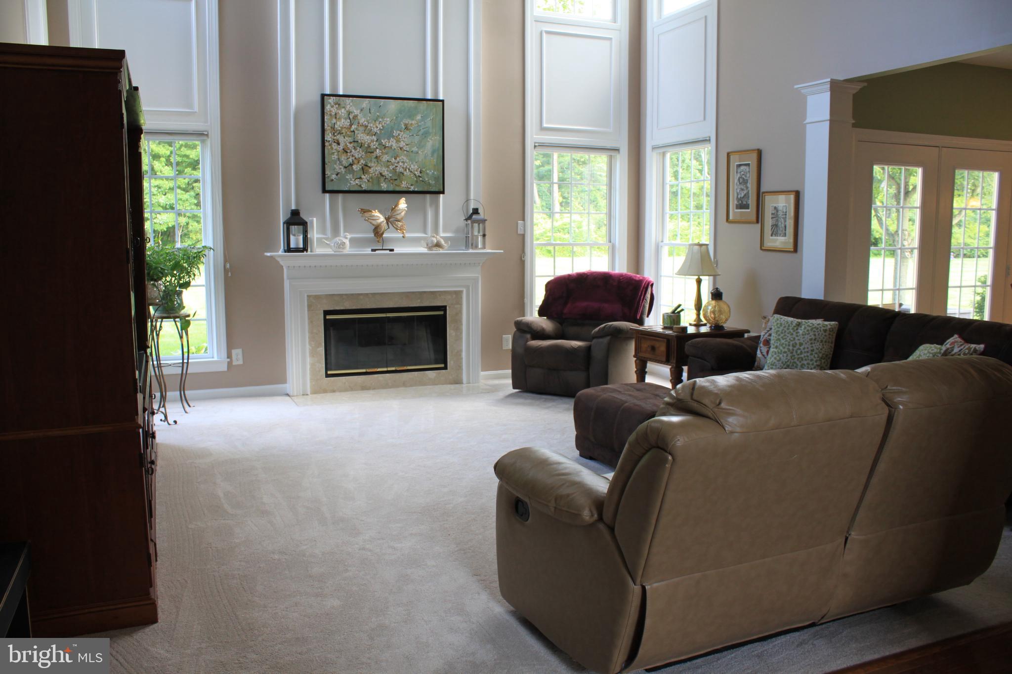 118 Clover Road Ivyland, PA 18974 - Photo 19 of 53 Family Room