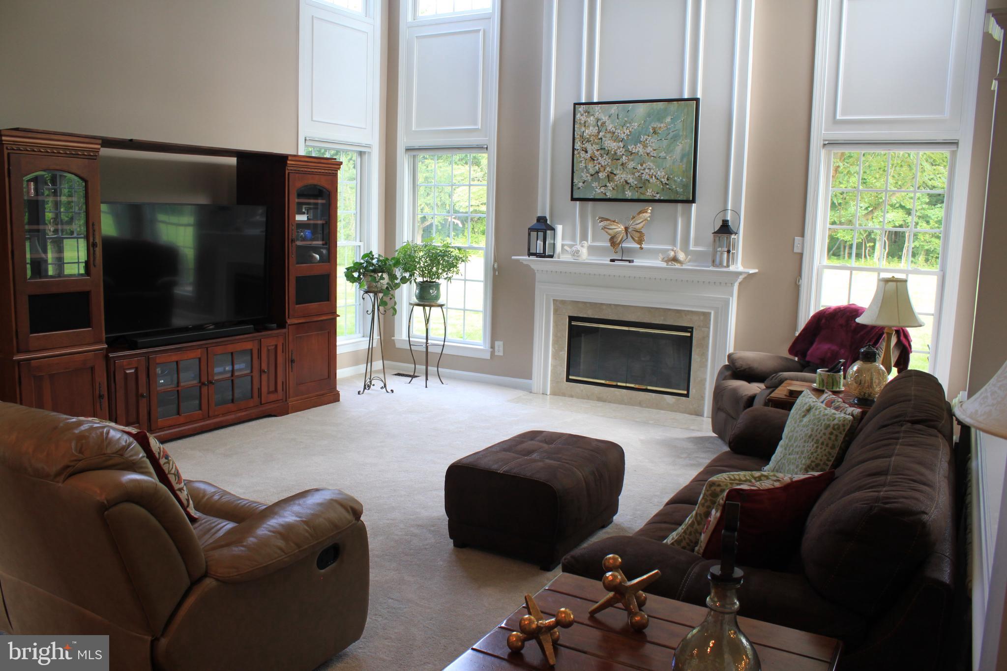118 Clover Road Ivyland, PA 18974 - Photo 20 of 53 Family Room