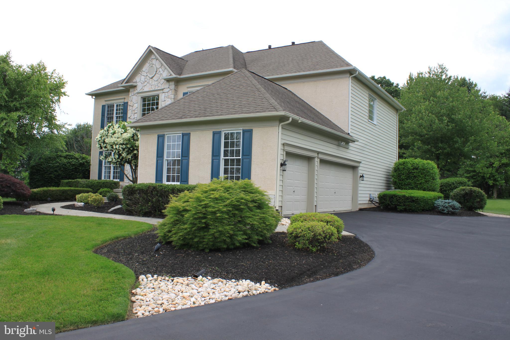 118 Clover Road Ivyland, PA 18974 - Photo 4 of 53 Front