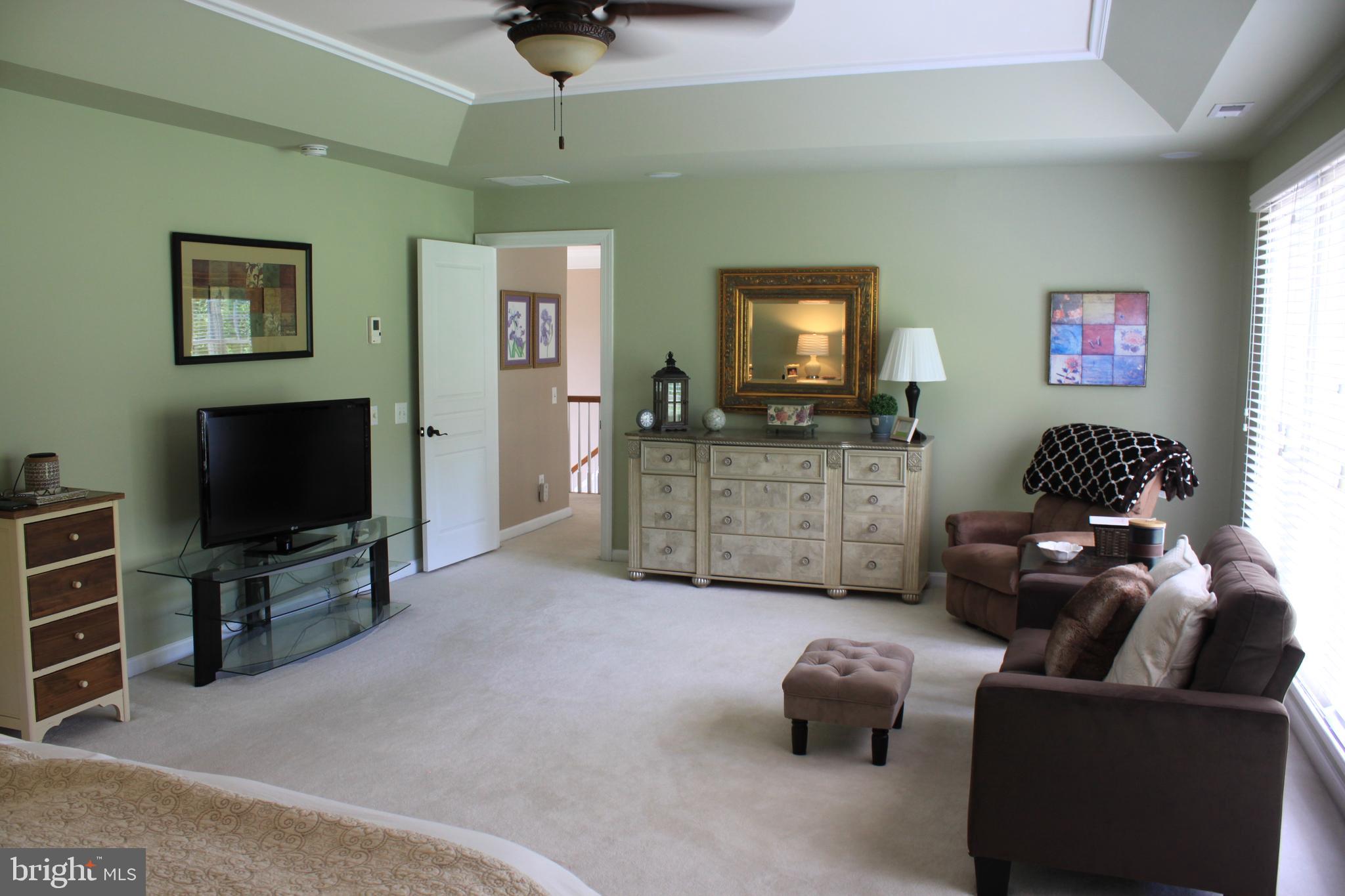 118 Clover Road Ivyland, PA 18974 - Photo 31 of 53 Master Bedroom