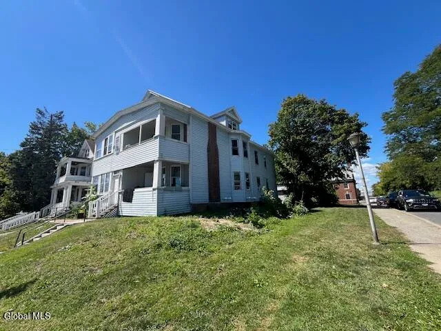 $685,000 | 205 Ontario Street, Albany, NY 12203