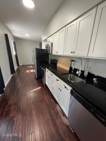 $685,000 | 205 Ontario Street, Albany, NY 12203