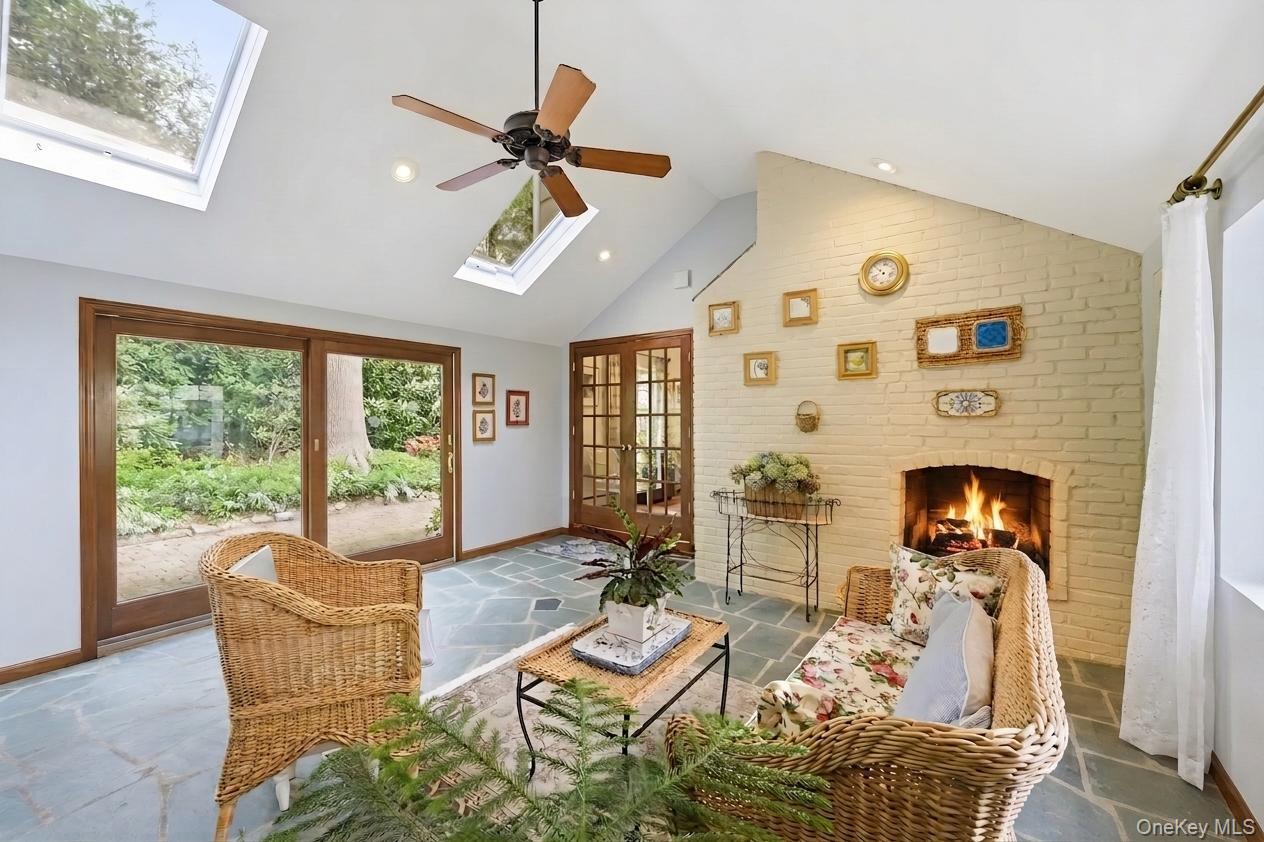 21 Timberbrook Road Fort Salonga, NY 11768 - Photo 15 of 42