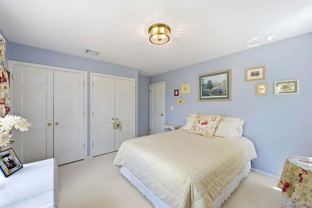 21 Timberbrook Road Fort Salonga, NY 11768 - Photo 27 of 42