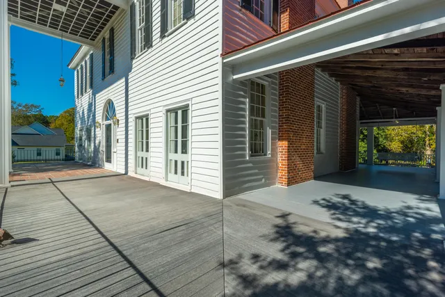 $995,000 | 927 Fishburne Road, Pinopolis, SC 29469