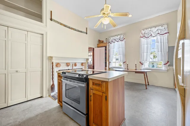 $995,000 | 927 Fishburne Road, Pinopolis, SC 29469