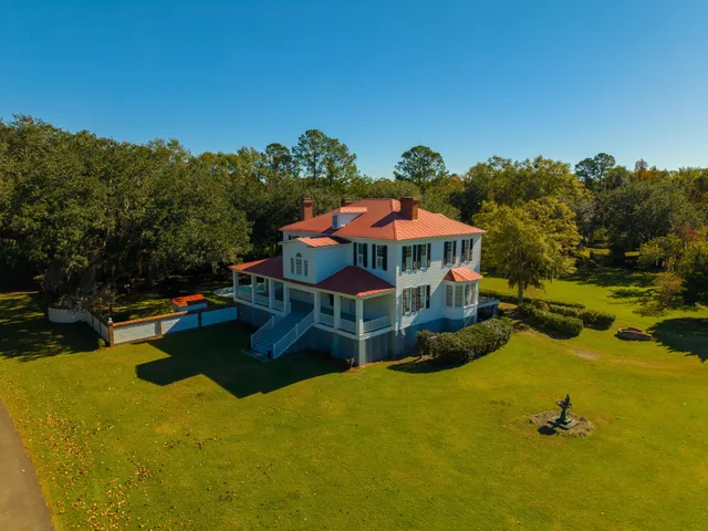 $995,000 | 927 Fishburne Road, Pinopolis, SC 29469