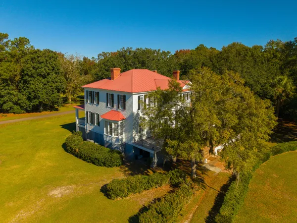 $995,000 | 927 Fishburne Road, Pinopolis, SC 29469