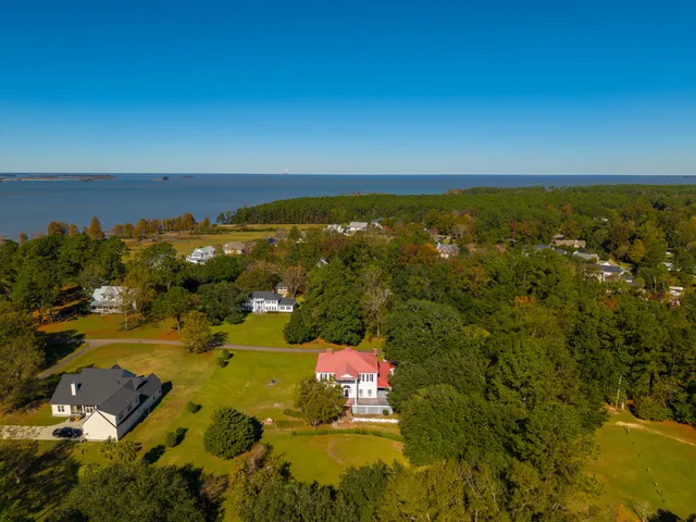 $995,000 | 927 Fishburne Road, Pinopolis, SC 29469