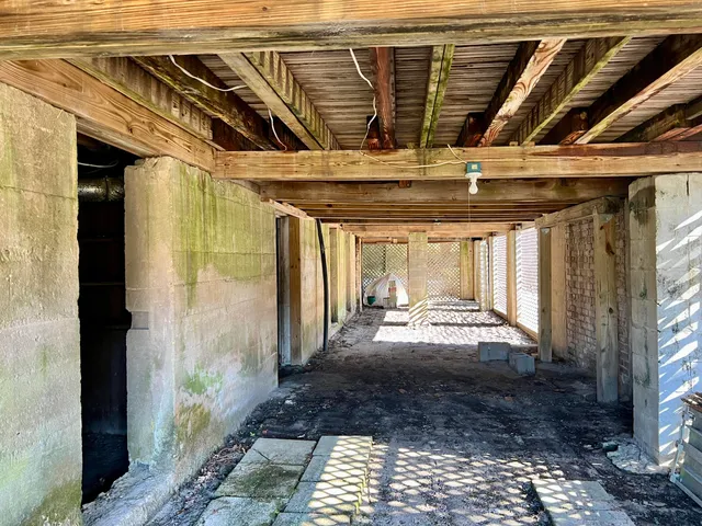 $995,000 | 927 Fishburne Road, Pinopolis, SC 29469