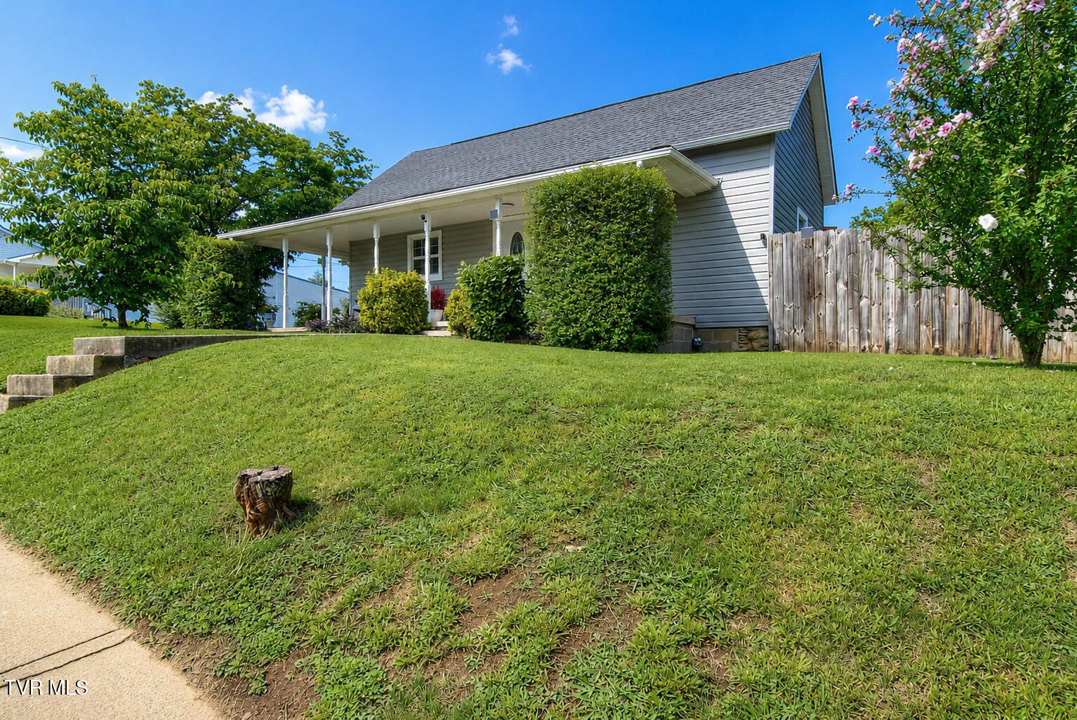 607 South 2nd Street Elizabethton, TN 37643 - Photo 27 of 46 3