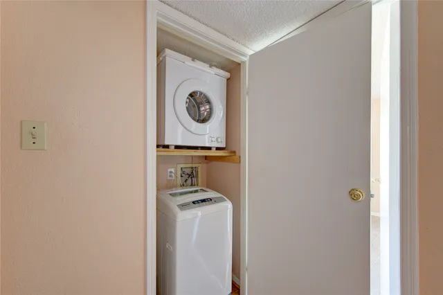 a view of a front door and porch