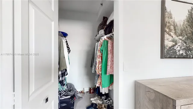 $4,300 | 3255 Northeast 184th Street, Unit 12410, Aventura, FL 33160