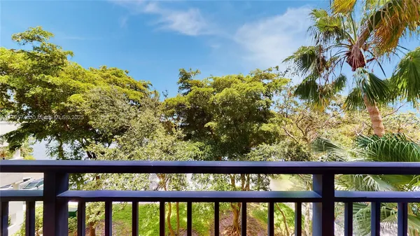 $3,950 | 3255 Northeast 184th Street, Unit 12410, Aventura, FL 33160