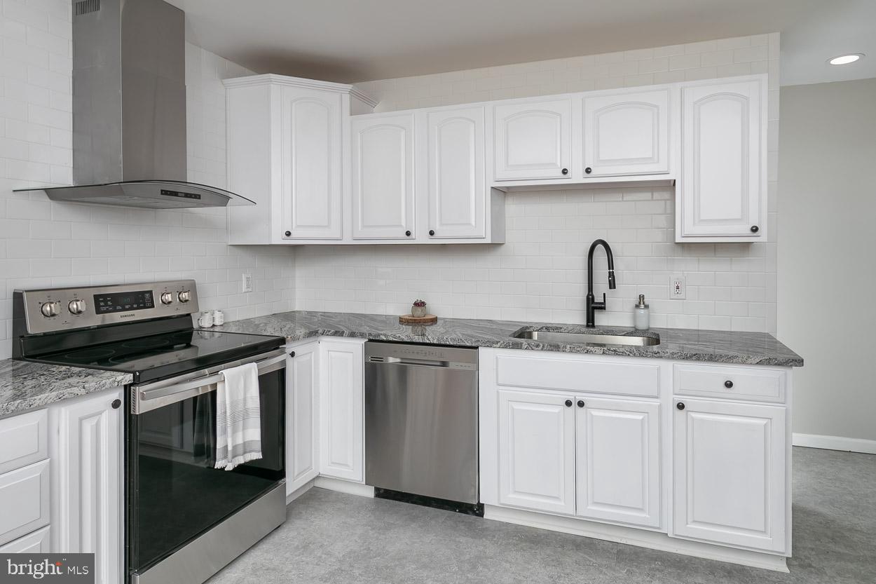 1128 Poplar Grove Road Street, MD 21154 - Photo 3 of 31 Gallery Image 3