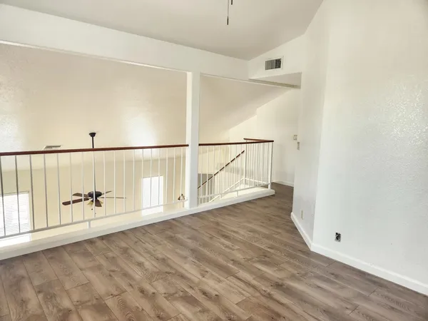 $2,500 | 4320 East Morrow Drive, Phoenix, AZ 85050