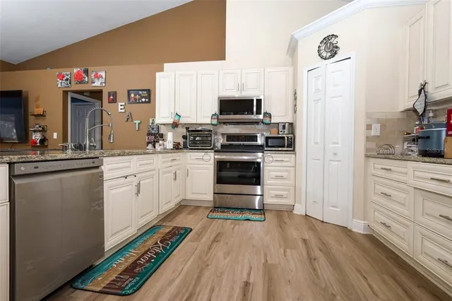 $422,000 | 1319 Rain Forest Lane, Minneola, FL 34715