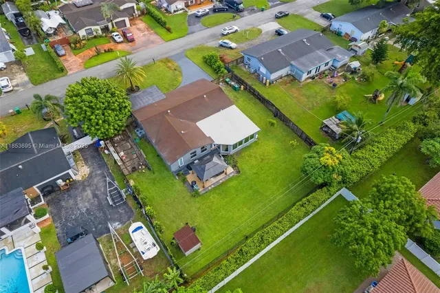 $735,000 | 6571 Southwest 56th Street, Davie, FL 33314