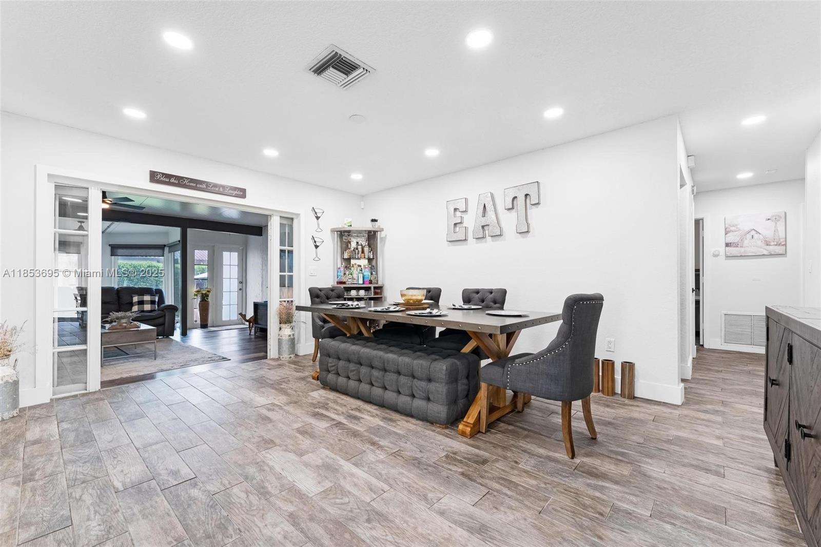 6571 Southwest 56th Street Davie, FL 33314 - Photo 17 of 44