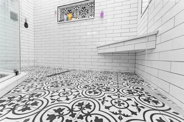 $735,000 | 6571 Southwest 56th Street, Davie, FL 33314