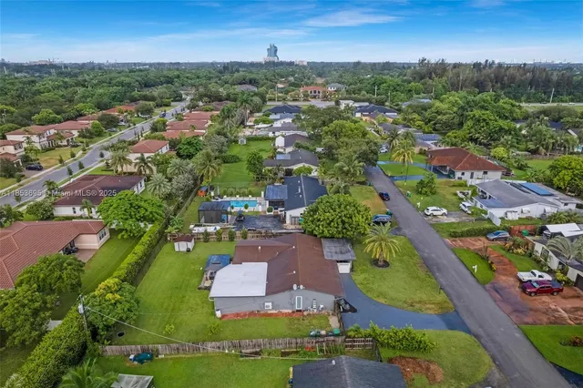 $735,000 | 6571 Southwest 56th Street, Davie, FL 33314