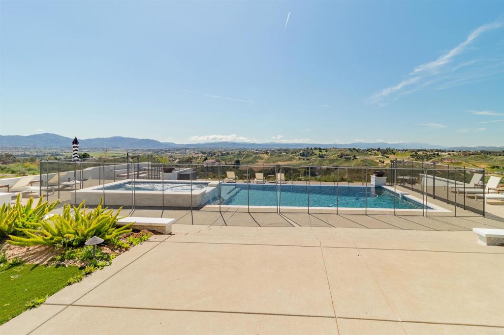 42144 Citrus Heights Road Temecula, CA 92592 - Photo 33 of 38