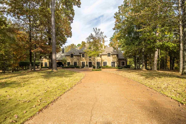 $2,675,000 | 214 Mountainbrook Cove, Eads, TN 38028