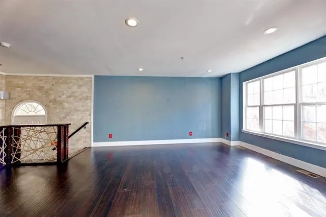 $749,999 | 11 Bayside Drive, Unit 11, Bayonne, NJ 07002