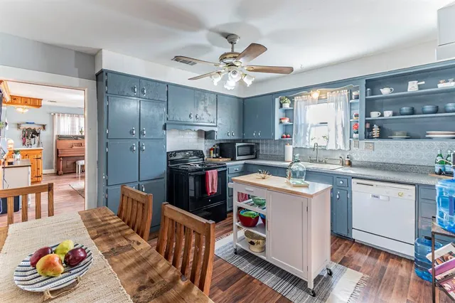 $1,800 | 1605 Franklin Street, Weatherford, TX 76086