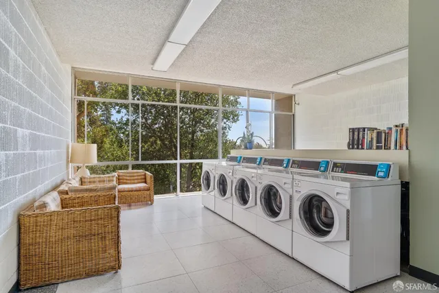 $2,600 | 1 Kelton Court, Unit 9A, Oakland, CA 94611