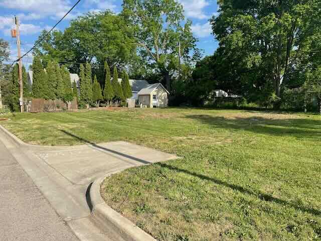 3196 Nordman Road Ann Arbor, MI 48108 - Photo 5 of 10 IMG_5640