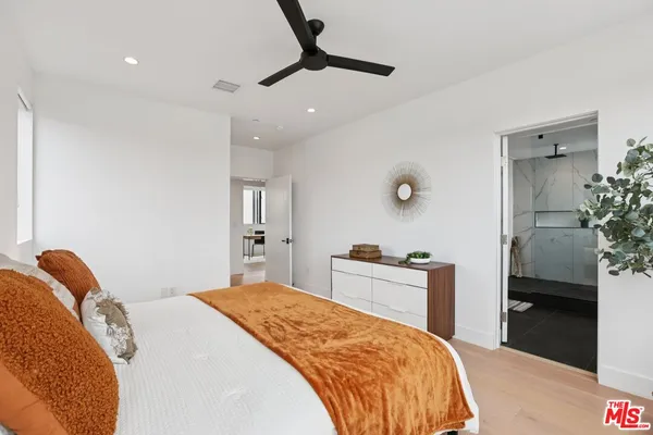 $1,749,000 | 3223 Rowena Avenue, Los Angeles, CA 90027