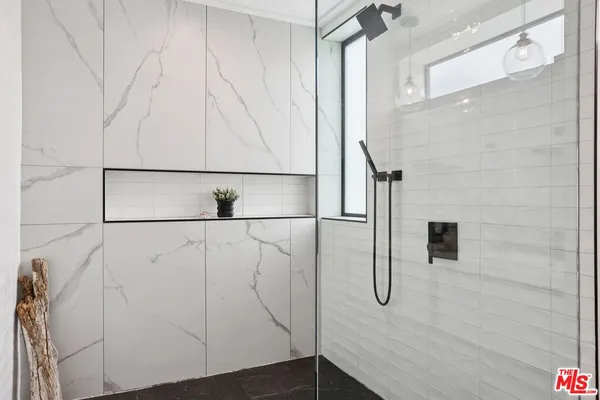 $1,749,000 | 3223 Rowena Avenue, Los Angeles, CA 90027