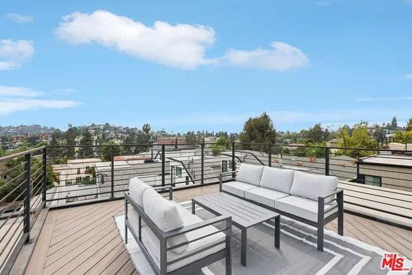 $1,749,000 | 3223 Rowena Avenue, Los Angeles, CA 90027