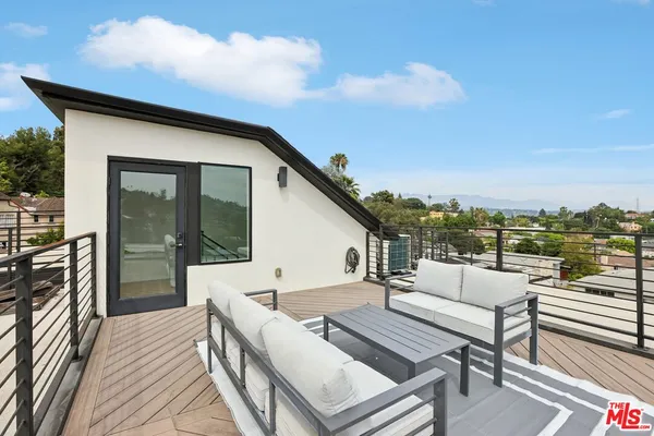 $1,749,000 | 3223 Rowena Avenue, Los Angeles, CA 90027