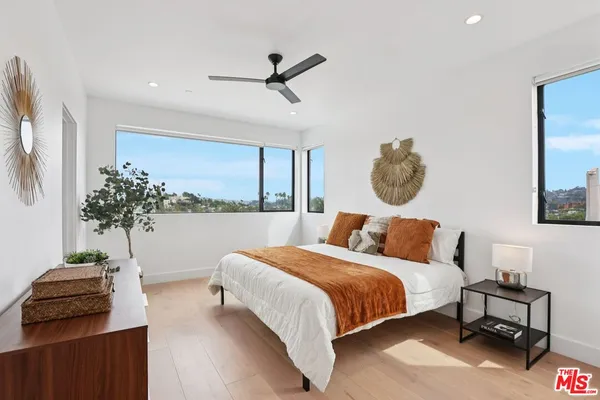 $1,749,000 | 3223 Rowena Avenue, Los Angeles, CA 90027
