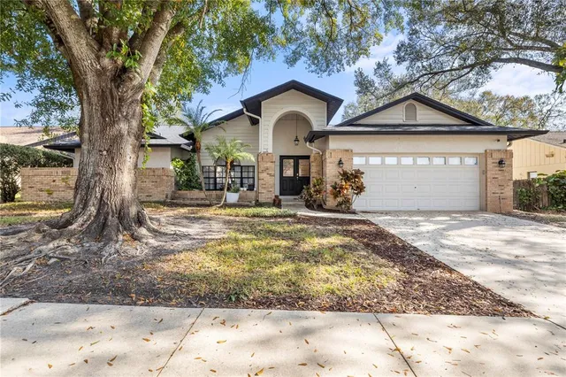 $515,000 | 2917 Starmount Drive, Valrico, FL 33596
