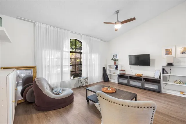 $515,000 | 2917 Starmount Drive, Valrico, FL 33596