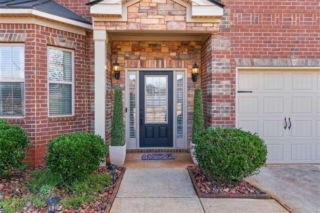 132 Luke Cove Hampton, GA 30228 - Photo 22 of 36 a front view of a building