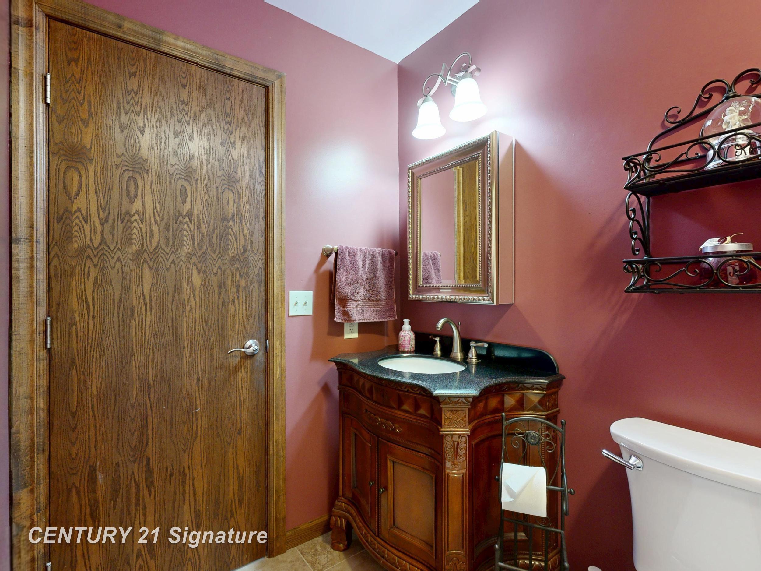 6728 North River Road Freeland, MI 48623 - Photo 41 of 63