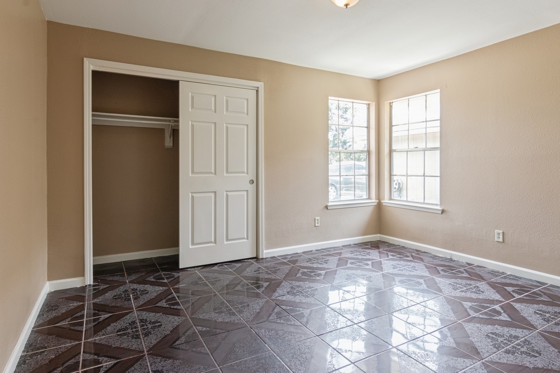 23511 Tree House Lane Spring, TX 77373 - Photo 17 of 20 Gallery Image 17