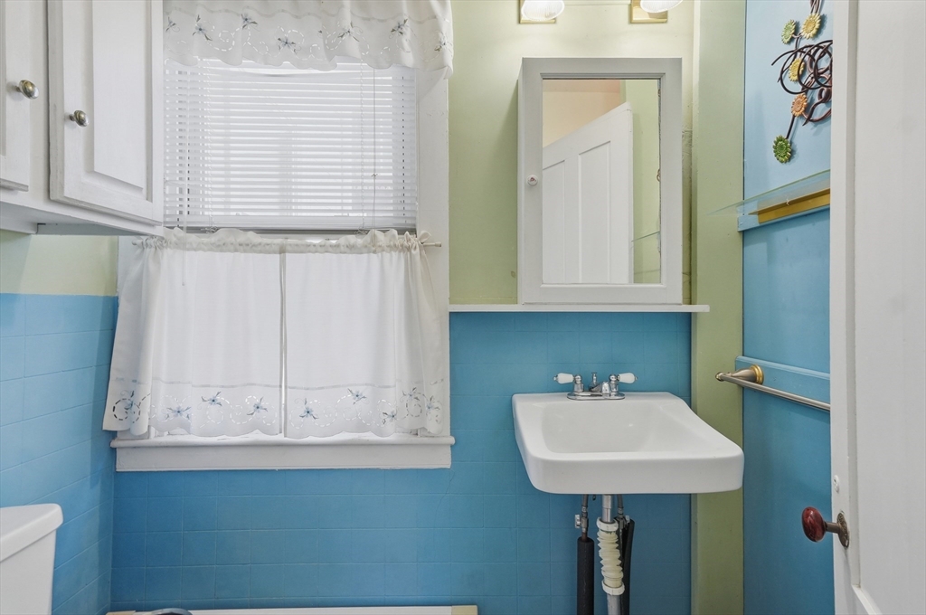 7 South Main Street Milford, MA 01757 - Photo 26 of 33