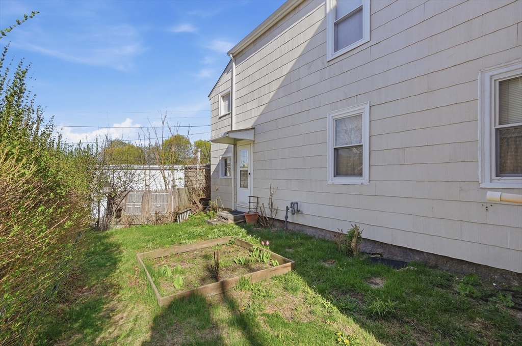 7 South Main Street Milford, MA 01757 - Photo 31 of 33
