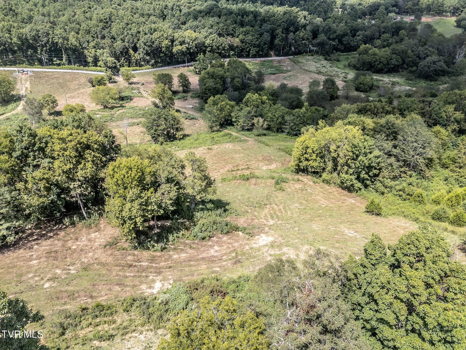241 East Stage Coach Road Greeneville, TN 37743 - Photo 23 of 67 thumbnail_241StagecoachG_023