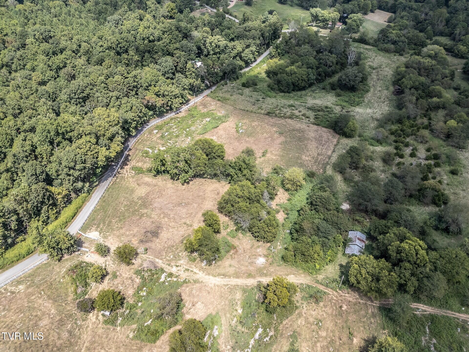 241 East Stage Coach Road Greeneville, TN 37743 - Photo 26 of 67 thumbnail_241StagecoachG_028