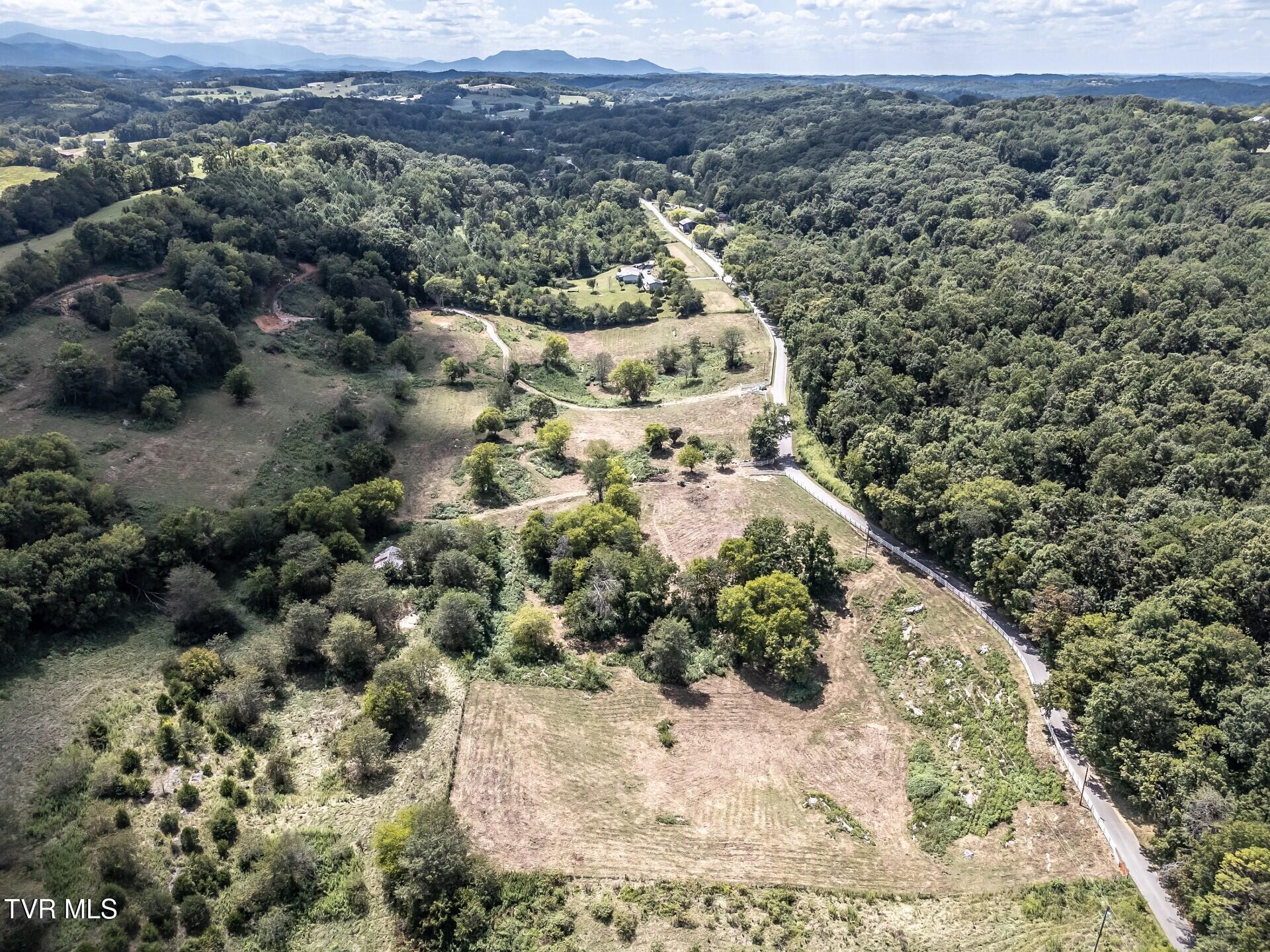 241 East Stage Coach Road Greeneville, TN 37743 - Photo 27 of 67 thumbnail_241StagecoachG_030