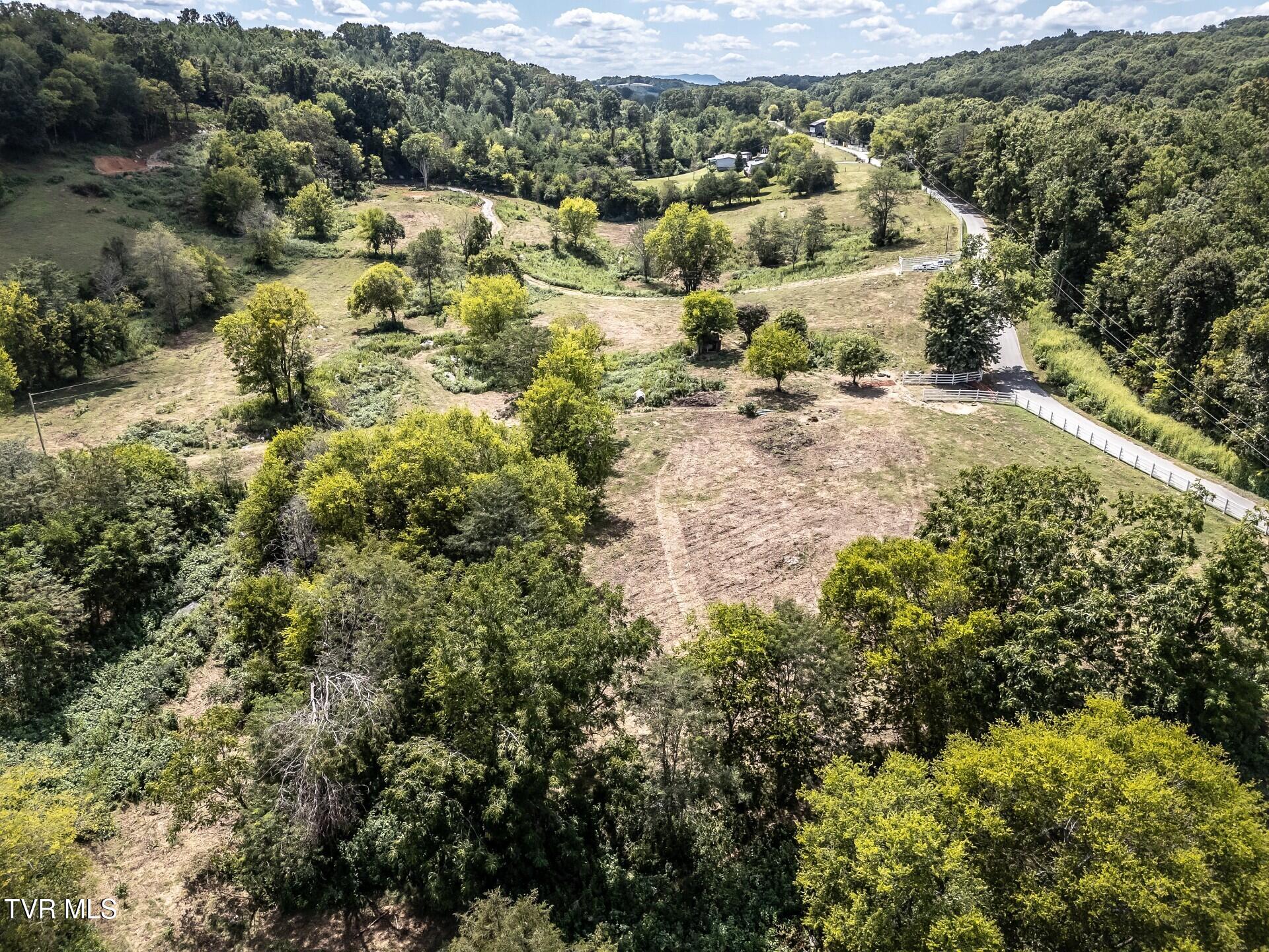 241 East Stage Coach Road Greeneville, TN 37743 - Photo 35 of 67 thumbnail_241StagecoachG_034