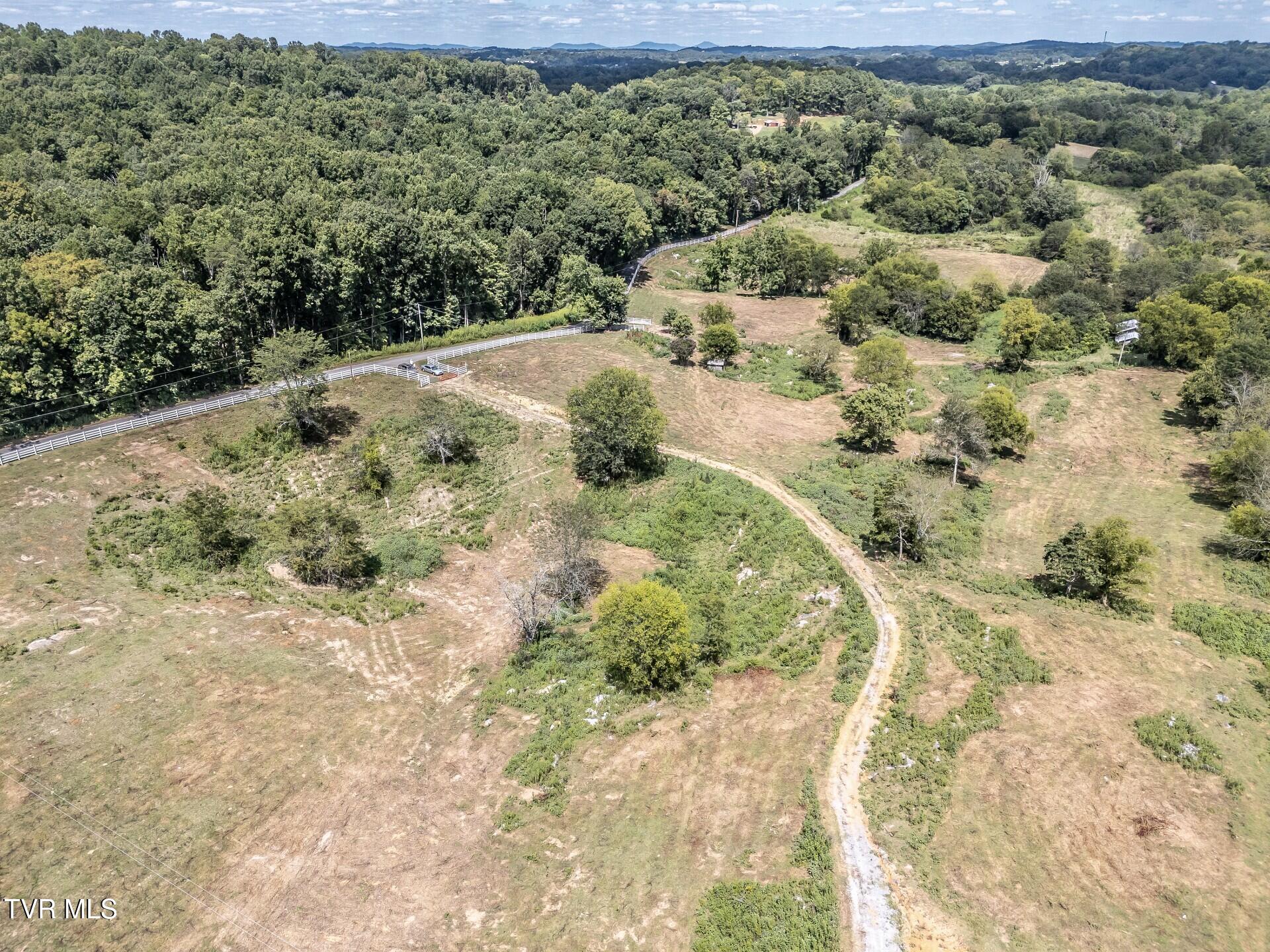 241 East Stage Coach Road Greeneville, TN 37743 - Photo 58 of 67 thumbnail_241StagecoachG_071